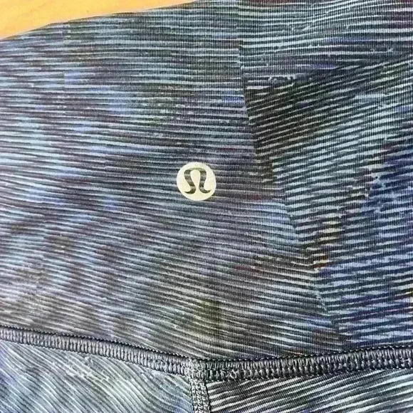 Lululemon Wunder Under Hi-Rise 1/2 Tight *Full-On  Luxtreme 17" - Picture 7 of 7